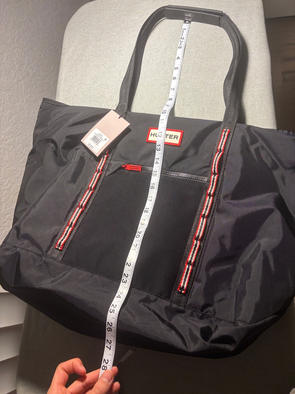 NWT Hunter Getaway Black Large Tote with Red & White Trim - Picture 6 of 15